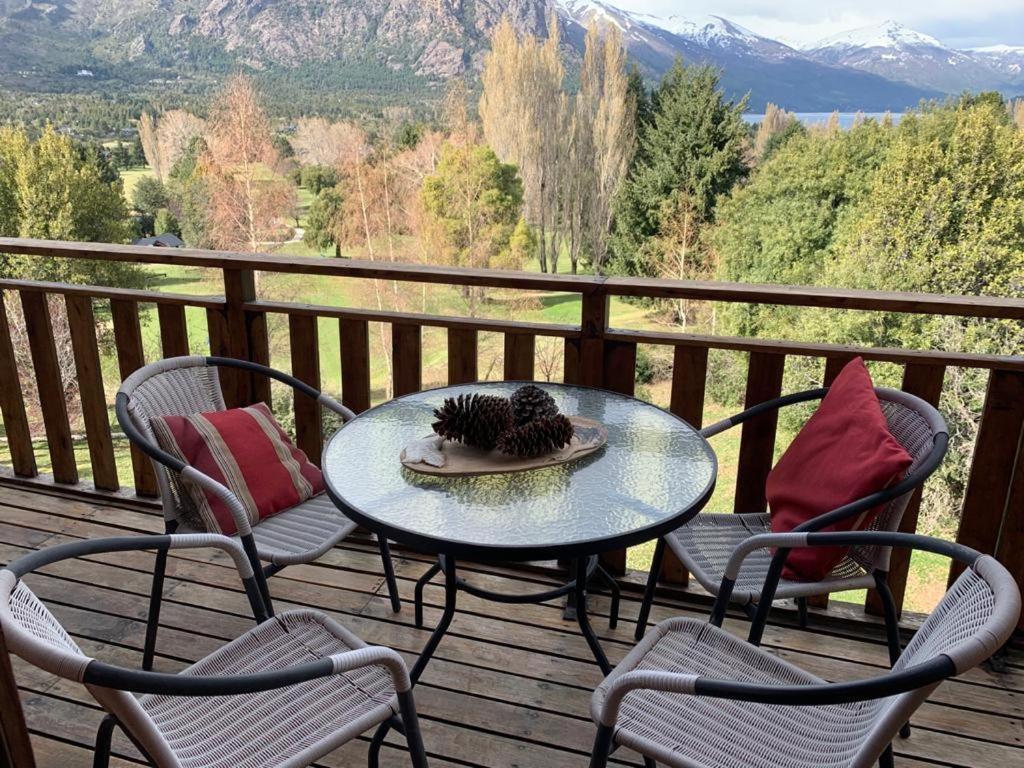 Arelauquen Bungalows & Suites Сан-Карлос-де-Барилоче Экстерьер фото