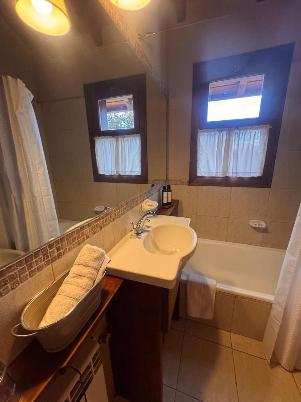 Arelauquen Bungalows & Suites Сан-Карлос-де-Барилоче Экстерьер фото